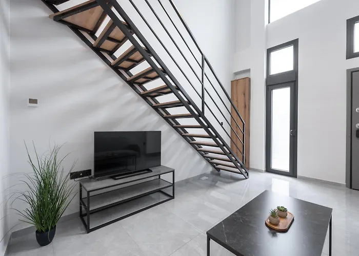 Railway Lofts * Salonicco